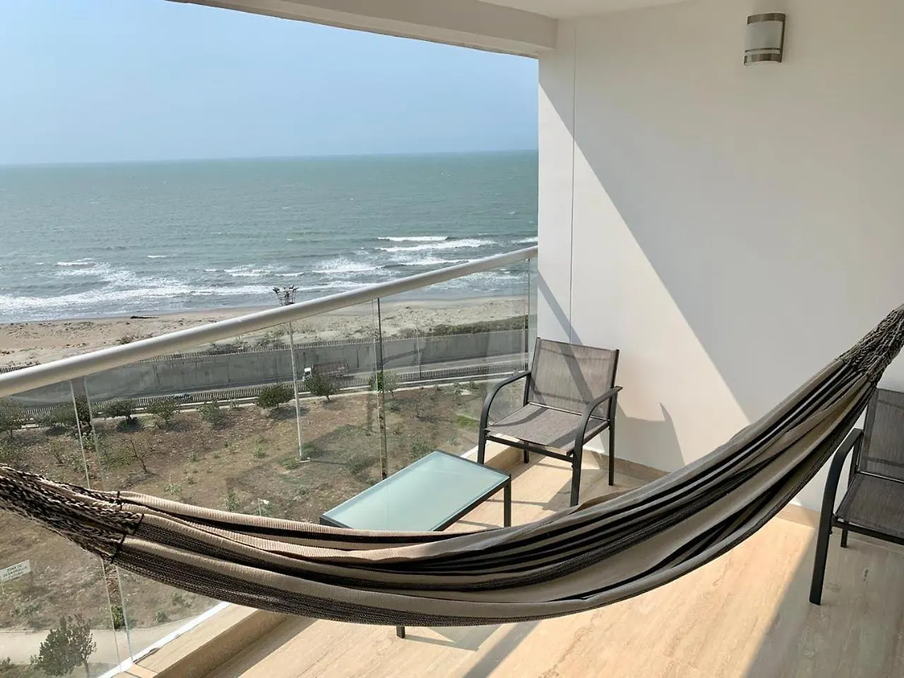 Estrena Suite Ocean Front Cartagena location