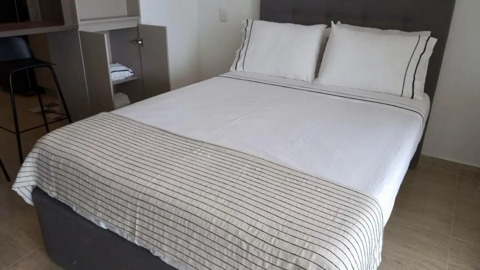 Estrena Suite Ocean Front Cartagena Apartment